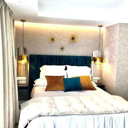 Marques Petit Premium Apartment Дения Екстериор снимка