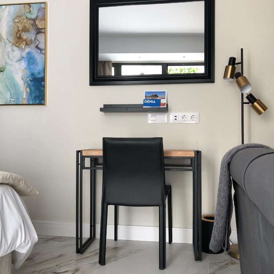 Marques Petit Premium Apartment Дения Екстериор снимка