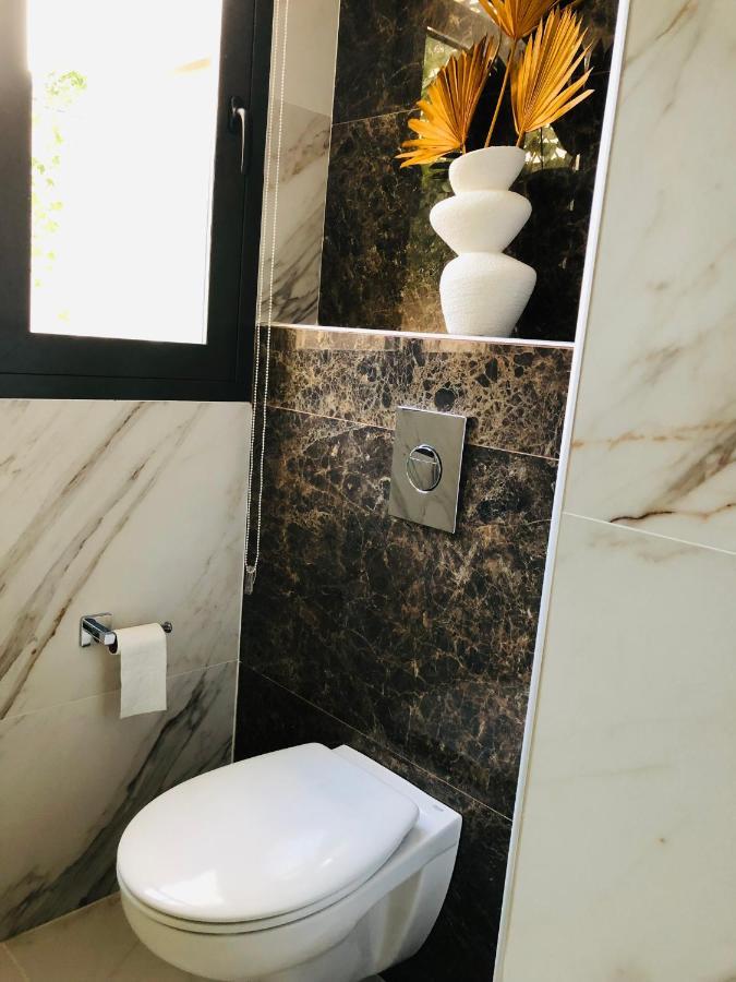 Marques Petit Premium Apartment Дения Екстериор снимка